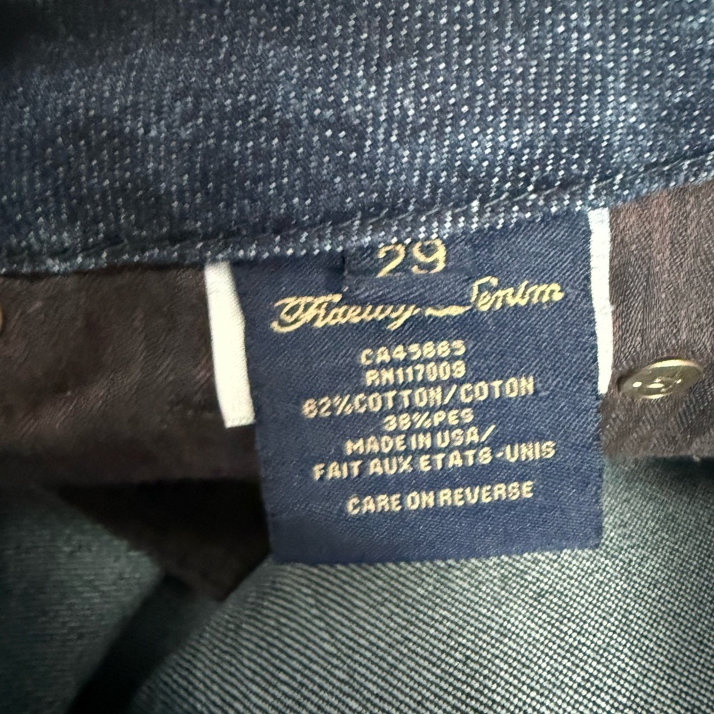 Fidelity Denim Women’s Straight Leg Jeans in Dark Blue - Picture 5 of 6